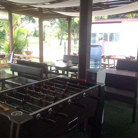 Check In And Chill Out Otel Ban Laem Sok Dış mekan fotoğraf